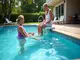 barrierefrei-schwimmen-alles-ueber-den-schwimmbecken-lift-fuer-den-heimischen-pool