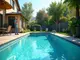 swimmingpool-im-garten-erlaubt-regeln-und-tipps-fuer-hausbesitzer